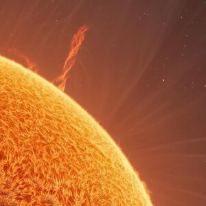 Удивительная композиция из 90000 изображений раскрывает скрытую атмосферу Солнца (7 фото)
