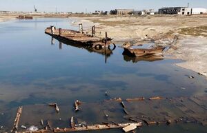 Куда исчезает вода из Каспийского моря, если из него не вытекает ни одной реки