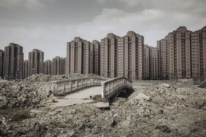 Зачем в Китае строят пустующие города-призраки и заводы-зомби