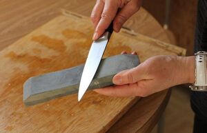 Почему даже качественные недешевые ножи так быстро и сильно затупляются