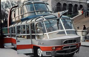 10 запоминающихся автобусов, которые не грех и на выставку отправить