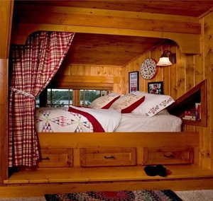 Кровать в шкафу и в нише: уют и практичность с древности