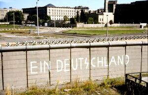 5 любопытных фактов об истории Берлинской стены, разделившей Германию на две части