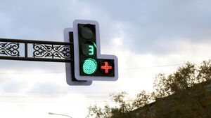 Самые необычные светофоры, с которыми сталкиваются водители на наших дорогах
