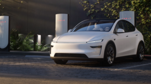 Новый Tesla Model Y с удлиненной базой и уникальным дизайном уже на конвейере