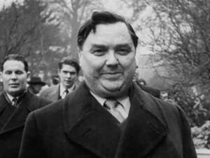 Кто был инициатором Крыма Украине в 1954 году