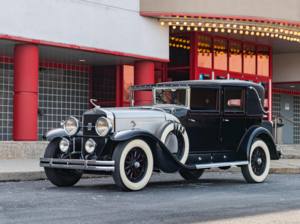 В Москве на продажу выставлен почти столетний кабриолет Cadillac Series 341 стоимостью 45 миллионов рублей