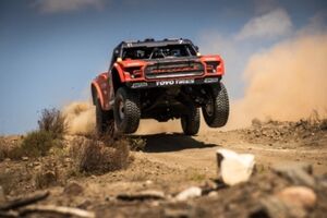 Toyo укрепляет лидерство в Baja 400: триумфальная серия продолжается