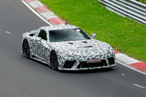 Lexus LFR 2027: первые фото салона и новые детали о спорткаре