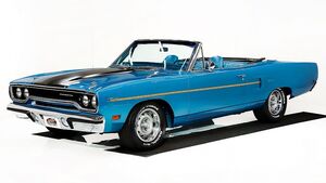Редкий Plymouth Road Runner 1970 года удивляет без мотора Hemi