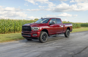 Владелец Ram 2500 Laramie Night Edition сэкономил 30 тысяч долларов на покупке