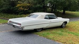 Редкий Pontiac Bonneville 1968 года ищет нового владельца без реставрации