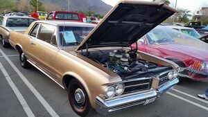 Редкий Pontiac GTO 1964 года с Tri-Power не ушел за 42 тысячи долларов
