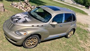 Почему Chrysler PT Cruiser стал хитом несмотря на критику и насмешки