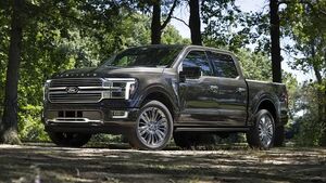 Ford отмечает рекордные продажи электрифицированных моделей в третьем квартале 2025 года