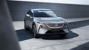 Новый кроссовер Mazda EZ-60 вышел на рынок по цене Lada Vesta