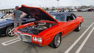 Редкий Pontiac Firebird 1969 года с уникальной историей продан по цене Camry