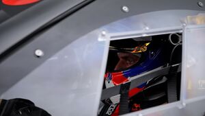 Пилоты Формулы 1 обсуждают триумф Ферстаппена на Нюрбургринге