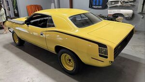 Редчайший Plymouth Hemi Cuda 1970 года найден спустя полвека простоя