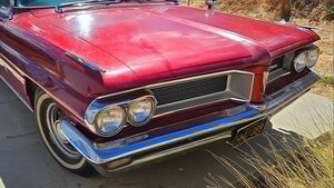 Редкий Pontiac 1962 года простоял в гараже владельца четыре десятилетия