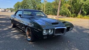 Редкий Pontiac Firebird 1969 года не нашел покупателя на аукционе