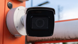 Дорожные камеры фиксируют водителей не только при нарушениях ПДД