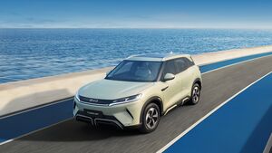 Тестируем новый BYD Yuan Up: достойный конкурент для японских и корейских кроссоверов