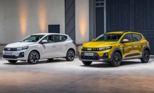 Dacia обновила свои бестселлеры Logan и Sandero показав их на свежих фото
