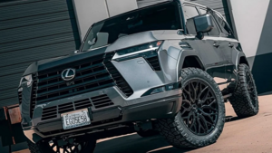 Lexus GX 550 получил эффектный черный обвес и внедорожный лифт-комплект