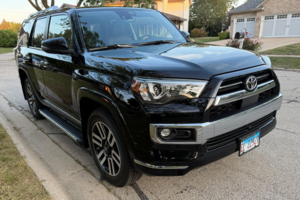 Редкий Toyota 4Runner 2024 года с минимальным пробегом ушел с аукциона за 5,1 млн рублей