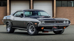 Редкий Dodge Challenger 1971 года с мотором 496 стал звездой Chrysler Nationals