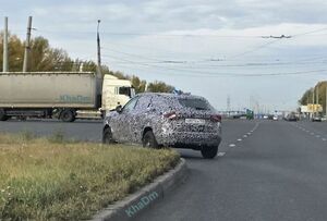 Новый кроссовер Lada Azimut впервые выехал на дороги в своем кузове