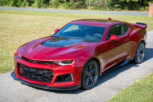 Владелец продал Chevrolet Camaro ZL1 2024 года после 15 тысяч км с заметной потерей