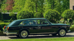 Уникальный Rolls-Royce Corniche превратили в шутинг-брейк с тайником для велосипедов