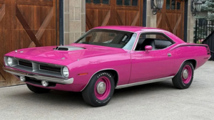 Единственный в мире розовый Plymouth Cuda 1970 года с уникальными опциями