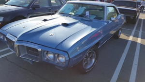 Редкий Pontiac Firebird 400 1969 года с заводскими секретами не находит покупателя