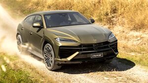 Lamborghini Urus стал лидером продаж среди люксовых авто в России в 2025