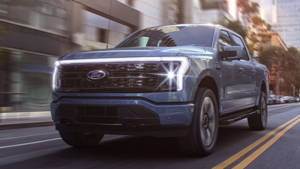 Ford F-150 Lightning снижает цены после отмены федеральной льготы на электромобили