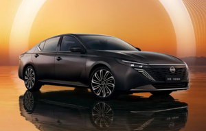Nissan Teana первой в мире получила HarmonyOS от Huawei в бензиновом авто