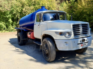 В Иркутске продают уникальный ЗИЛ-130 в стиле американских тягачей Peterbilt