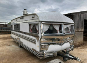 Один из самых редких автодомов: невероятный Vickers Travel Trailer 1970-х годов