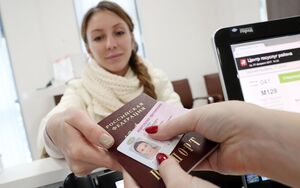 Когда пора менять водительские права в 2025 году и что будет с автопродлением