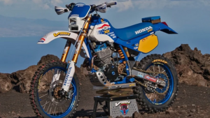 Уникальный Honda XR600R: классика эндуро с современными доработками и новым стилем