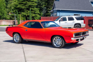 Редкий Plymouth Barracuda 1970 года с Hemi V8 ушел с молотка за 113 тысяч долларов