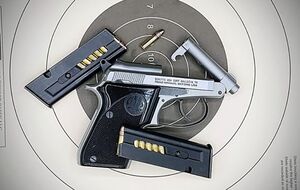 Beretta Bobcat: маленький пистолет с большими странностями