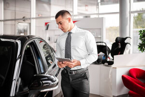 Отсрочка повышения утильсбора даст шанс выгодно купить машину у дилеров в России