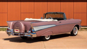 Редкий кабриолет Chevrolet Bel Air 1957 года вызвал ажиотаж на аукционе