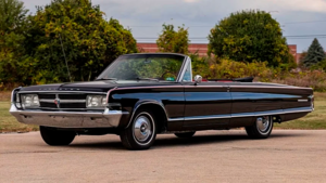 Редкий Chrysler 300L 1965 года с уникальной опцией выставят на аукцион