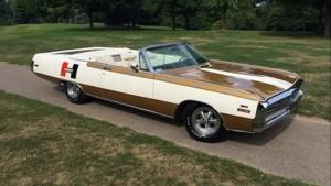 Единственный в мире Chrysler 300 Hurst 1970 года: кабриолет, который затмил даже Hemi 'Cuda