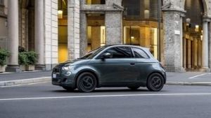 Fiat отзывает электрокары 500e в США из-за проблем с регулировкой фар